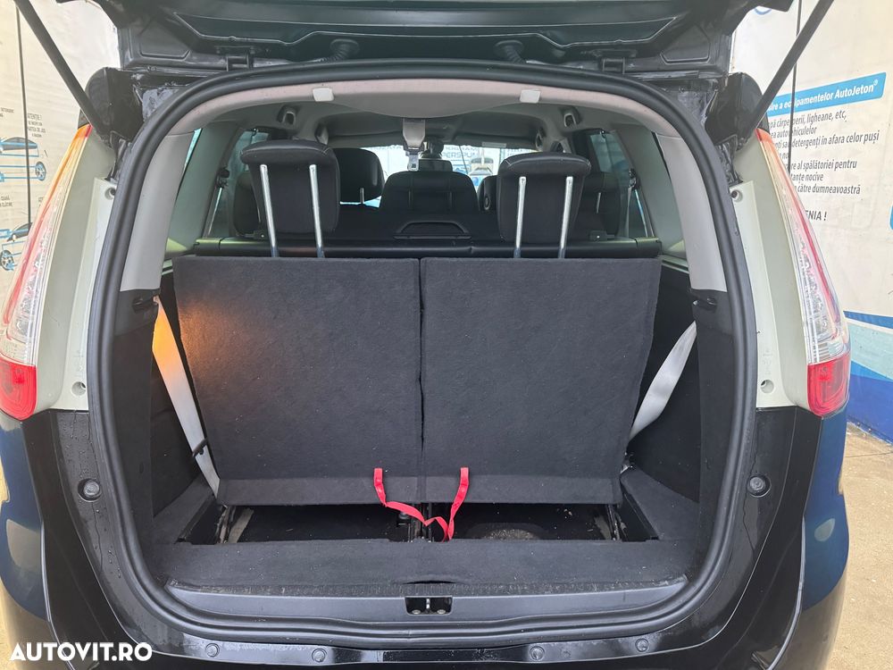 Renault Grand Scenic - 5