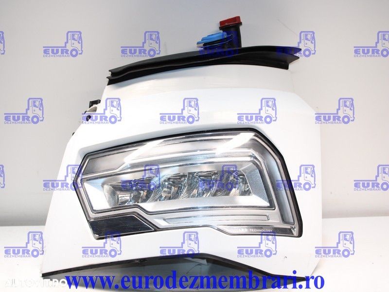 FAR CU XENON + COLTAR STANGA DAF XF XG 2188978, 2313588 - 1
