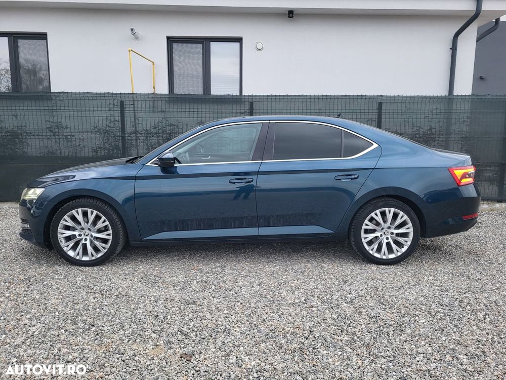 Skoda Superb 2.0 TDI 4X4 DSG Style - 2