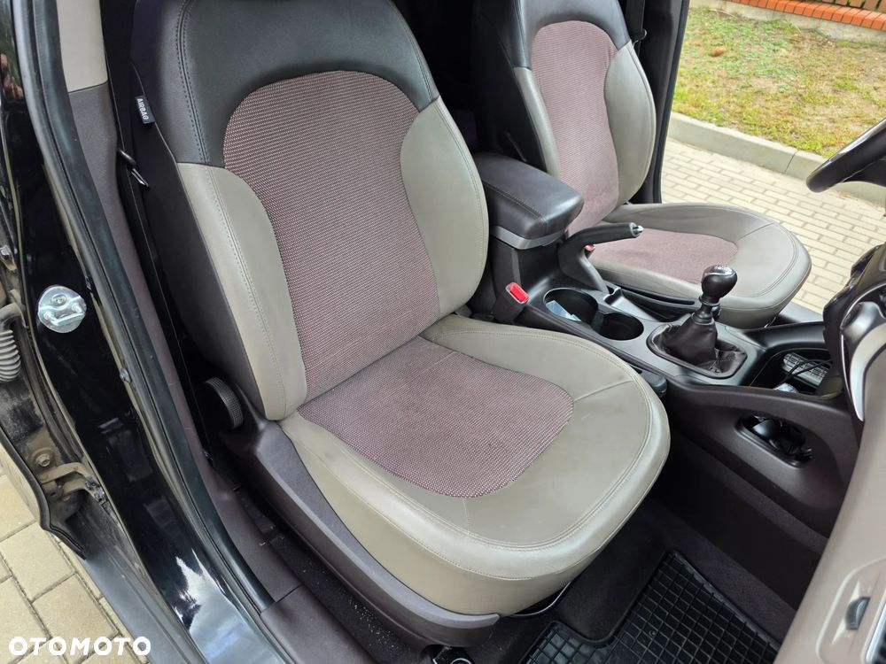 Hyundai ix35 - 20