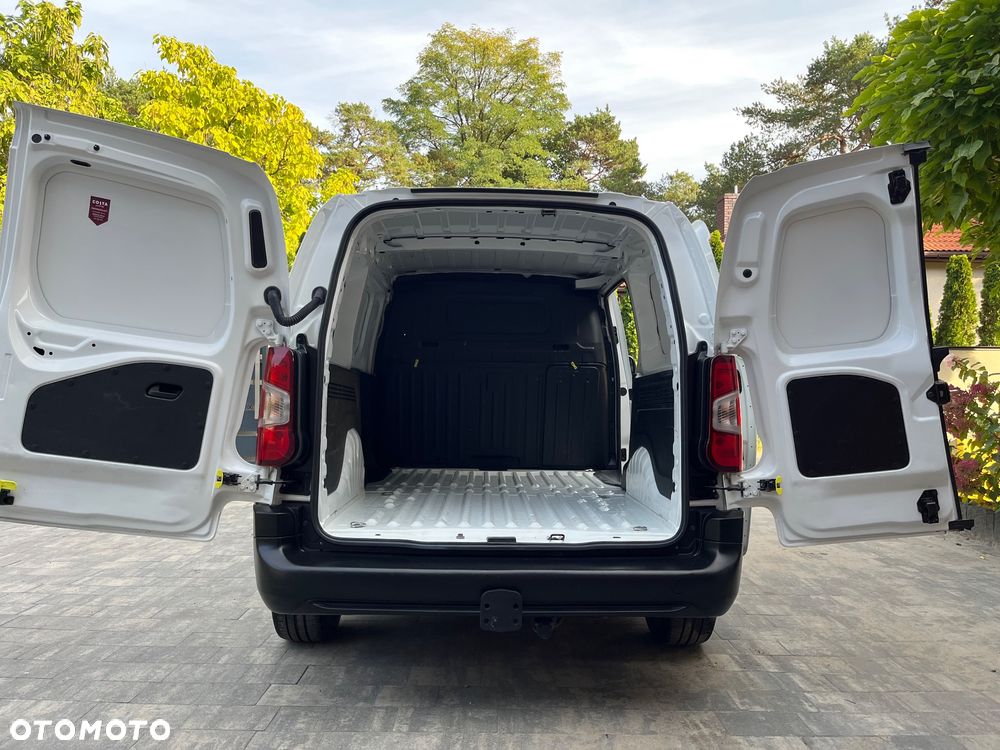 Toyota Proace City - 21