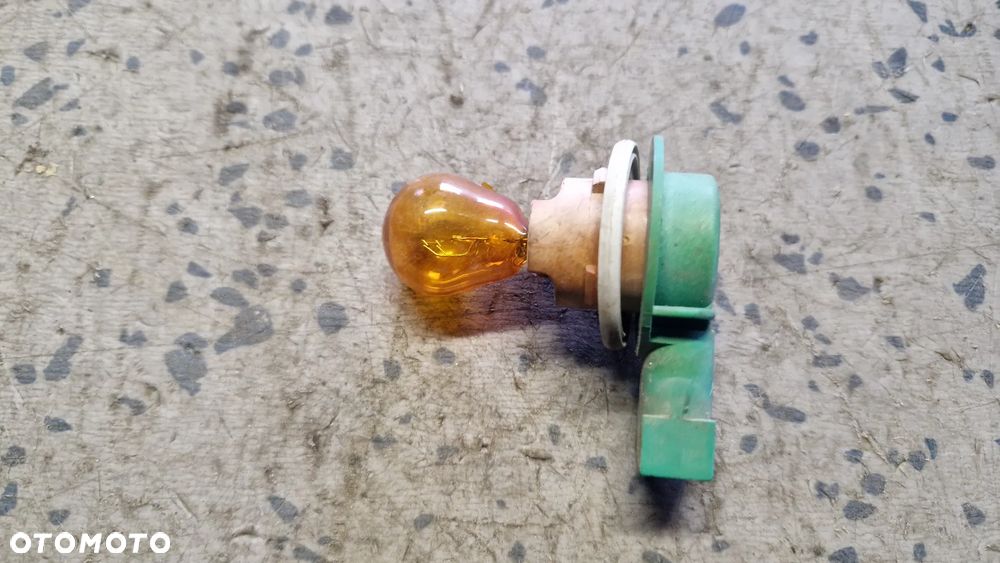 DODGE JOURNEY WKŁAD OPRAWKA KIERUNKOWSKAZU TYŁ