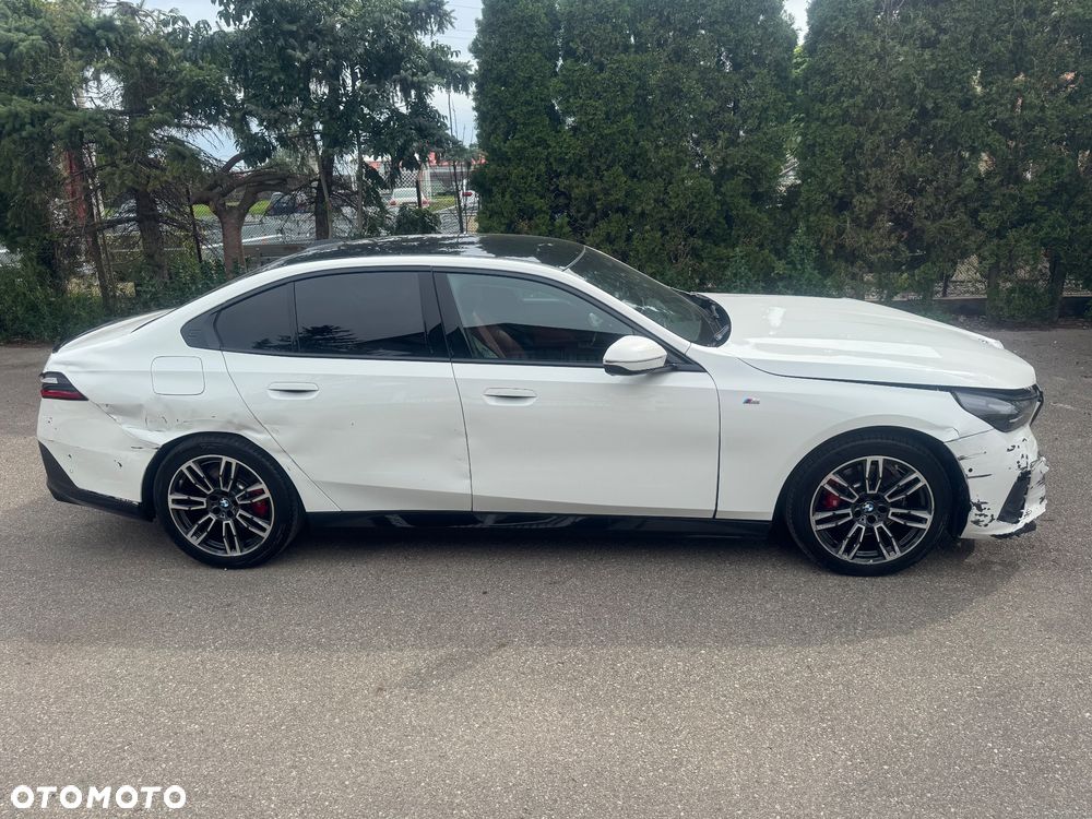 BMW Seria 5 - 38