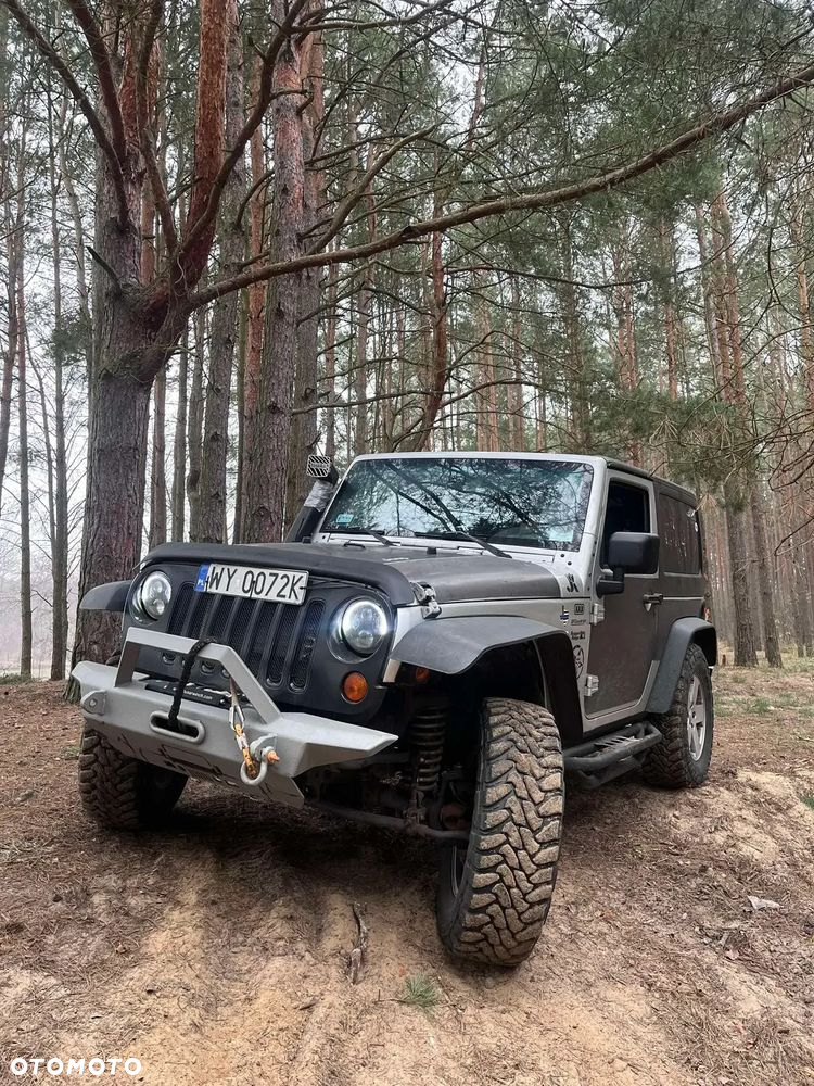 Jeep Wrangler - 8