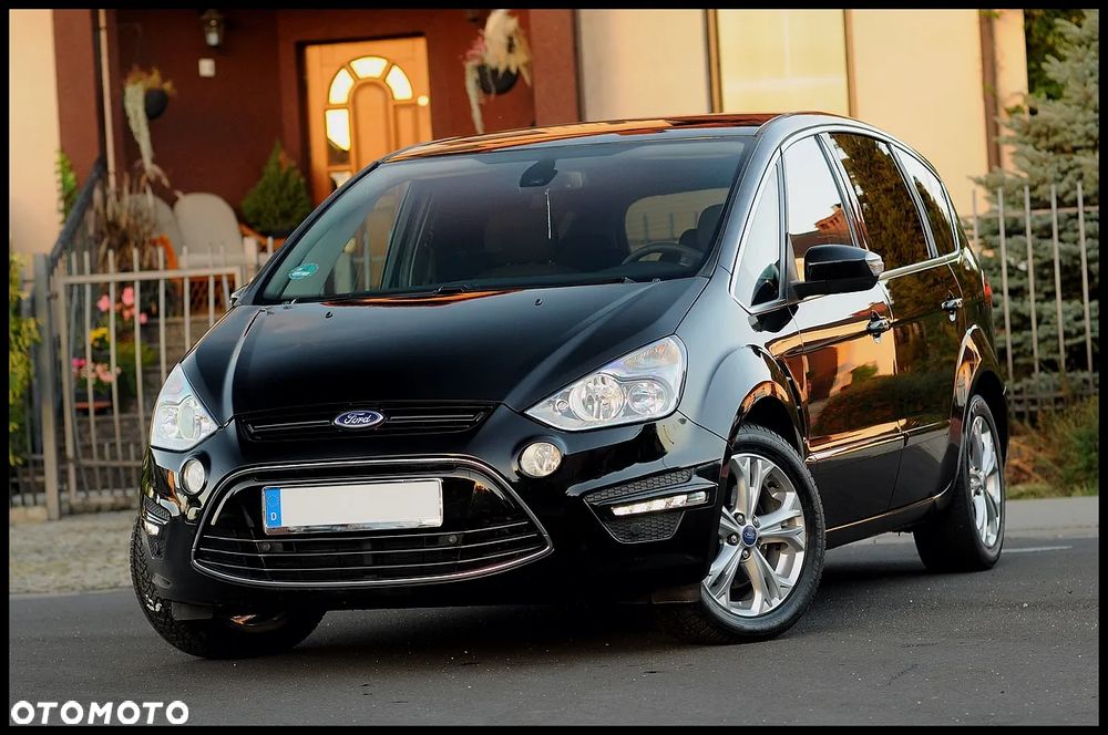 Ford S-Max 2.0 TDCi DPF Titanium X - 13