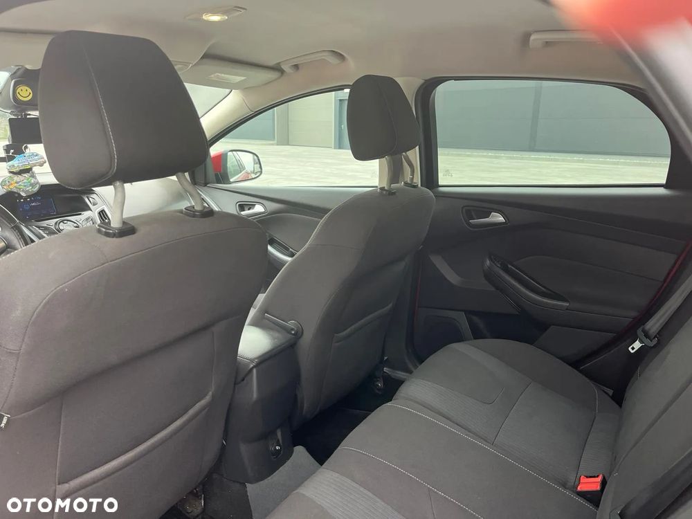 Ford Focus 1.6 EcoBoost Titanium - 9