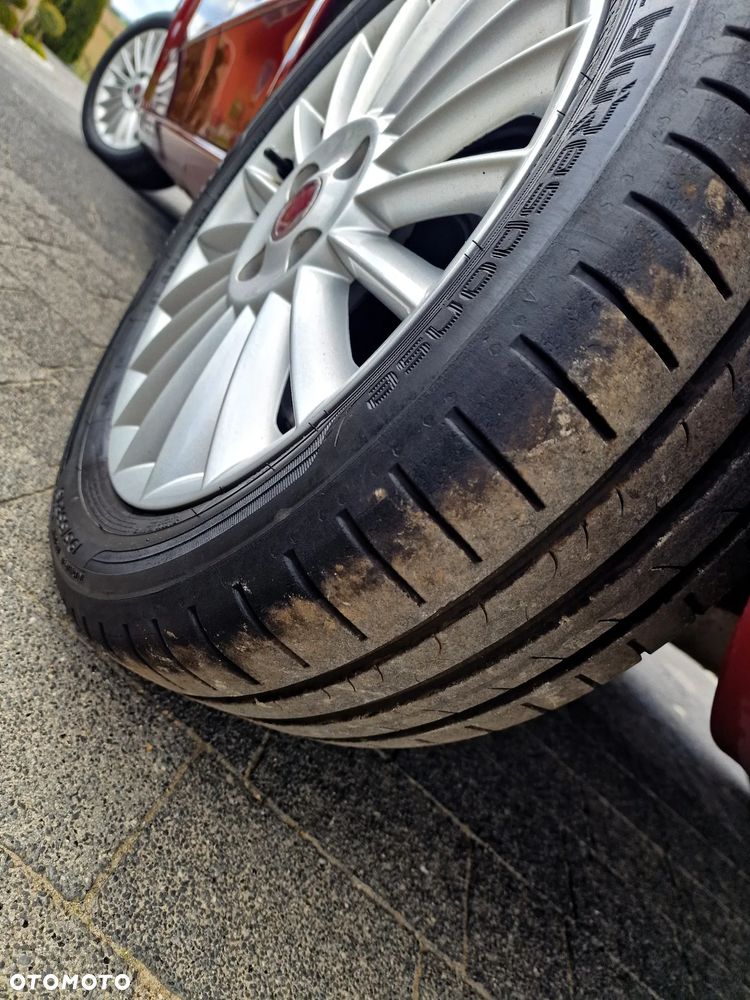 Fiat Linea 1.4 T-Jet 16V Dynamic - 22