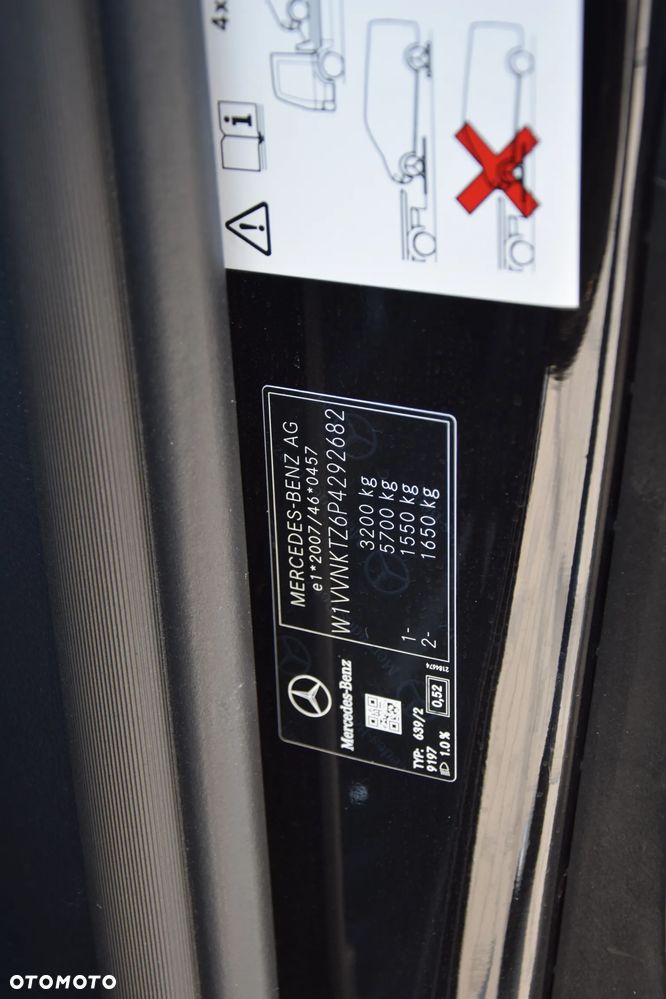 Mercedes-Benz Klasa V 300 d 4-Matic Avantgarde 9G-Tronic (d³ugi) - 21