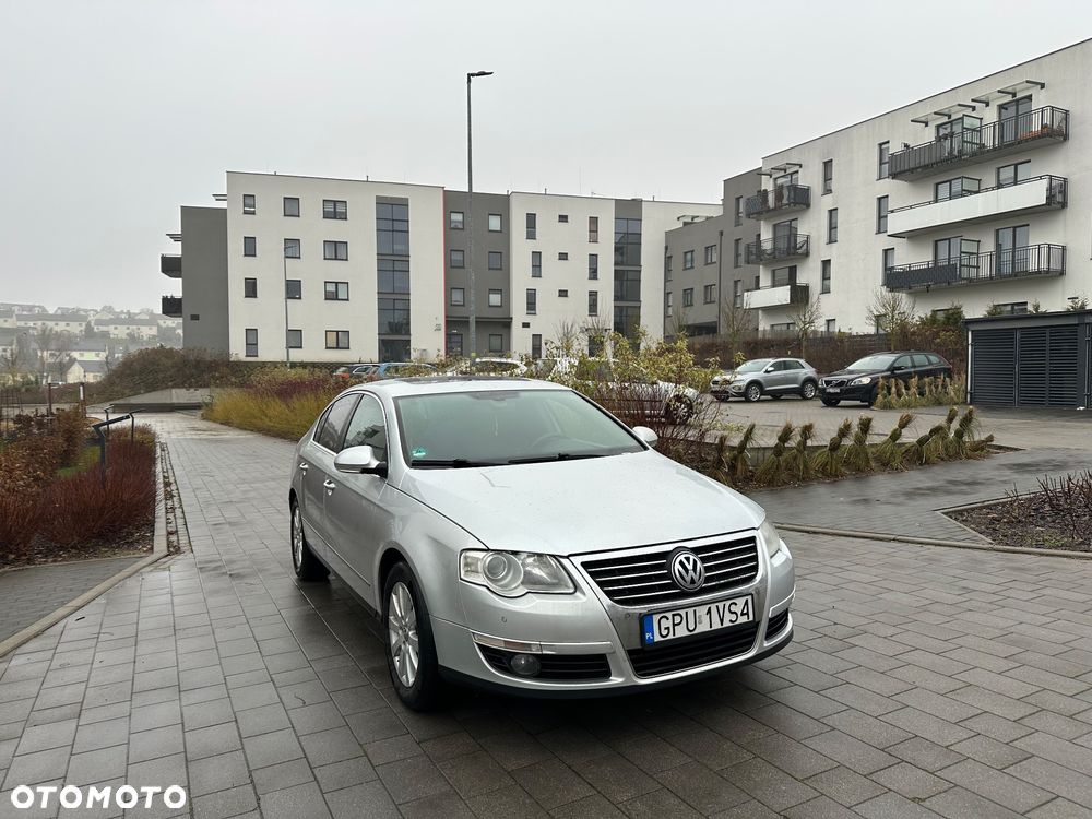 Volkswagen Passat 2.0 FSI Automatik Comfortline - 4