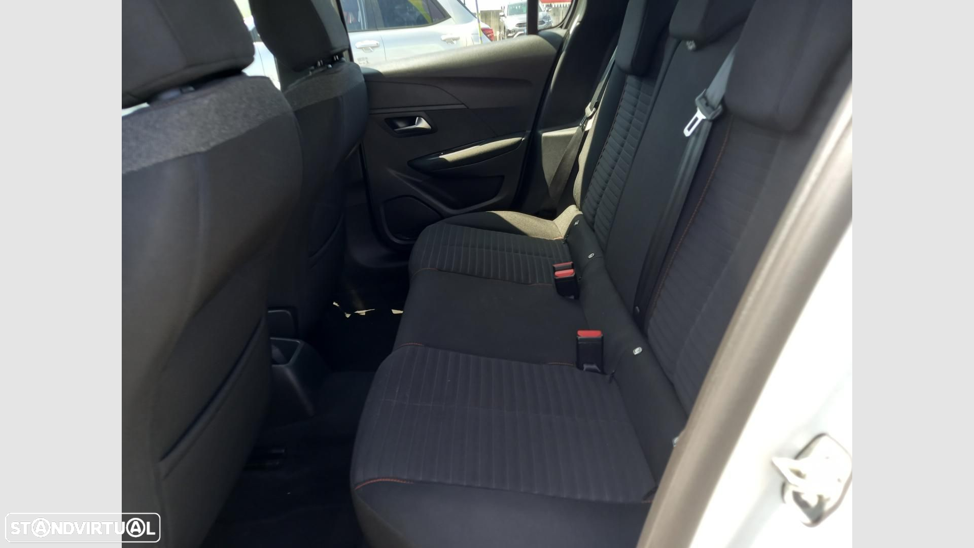Peugeot 208 1.2 PureTech Active Pack - 12