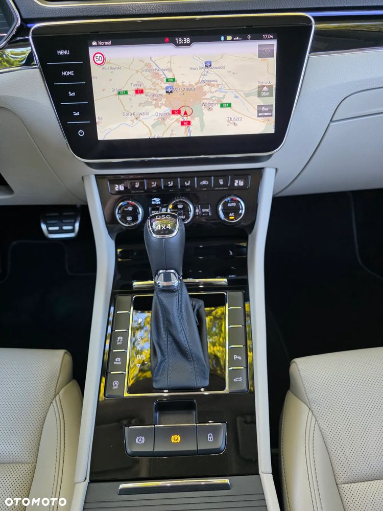 Skoda Superb 2.0 TSI 4x4 L&K DSG - 6