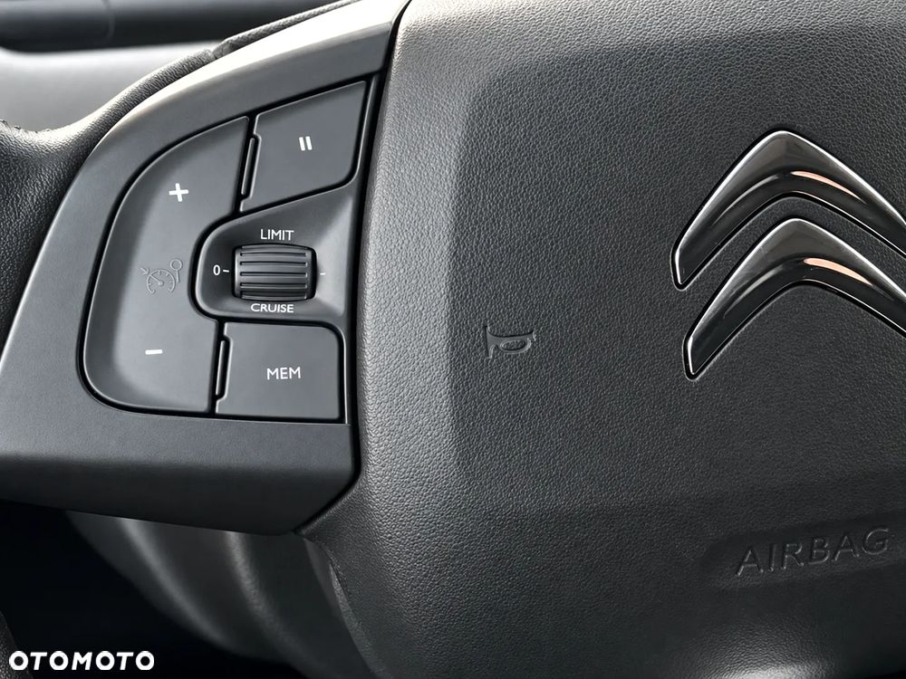 Citroën C4 Cactus 1.2 PureTech Shine Edition S&S - 18