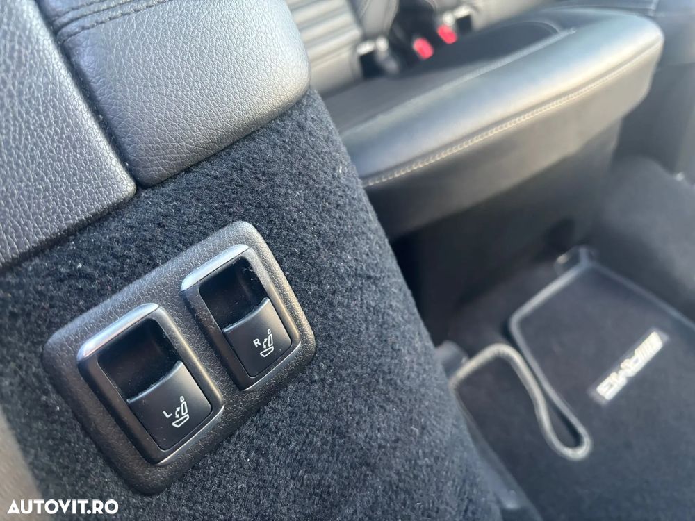 Mercedes-Benz GLS - 34