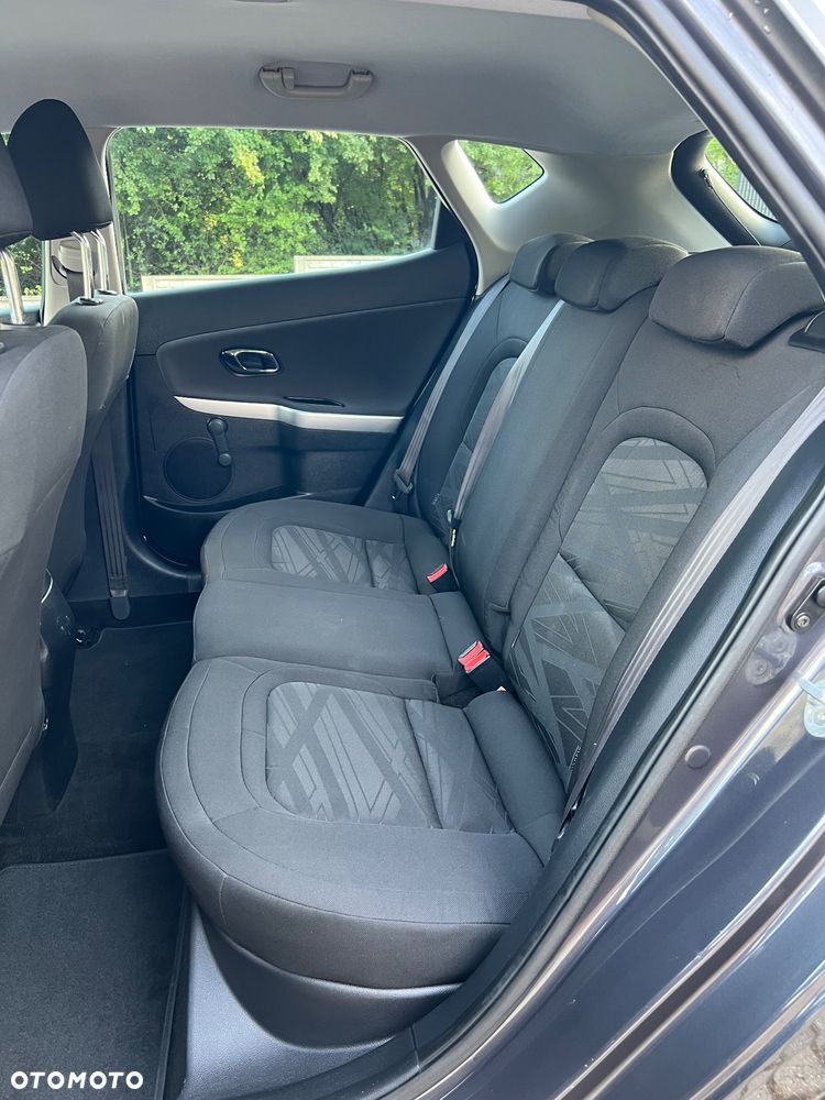 Kia Ceed 1.4 CVVT Dream Team Edition - 20