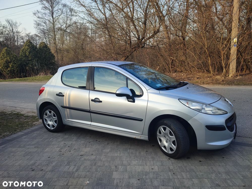 Peugeot 207 1.4 Presence - 1