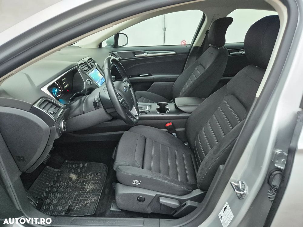 Ford Mondeo 2.0 HEV Trend - 10