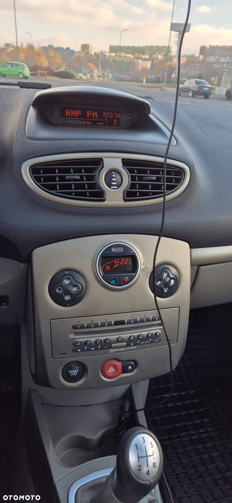 Renault Clio - 11
