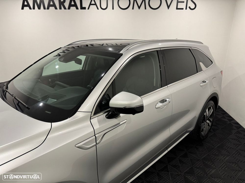 Kia Sorento 1.6 T-GDI HEV Concept - 15