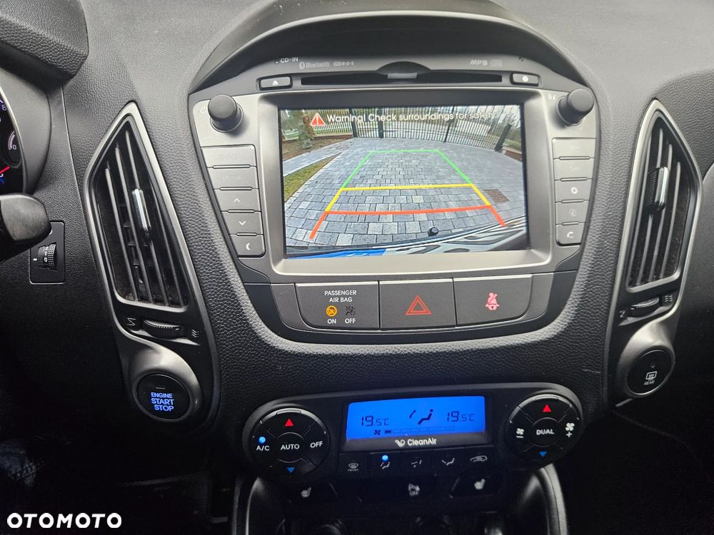 Hyundai ix35 1.6 2WD Fifa World Cup Edition - 40