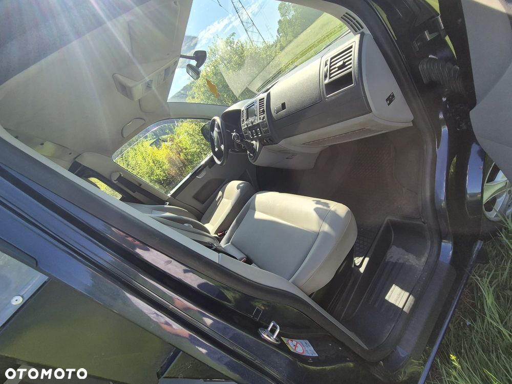 Volkswagen Transporter - 14