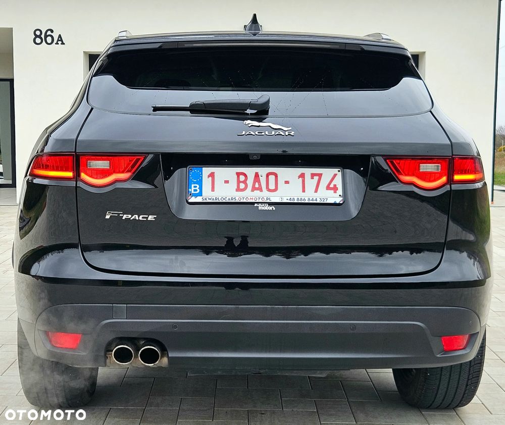 Jaguar F-Pace 20d AWD Prestige - 18