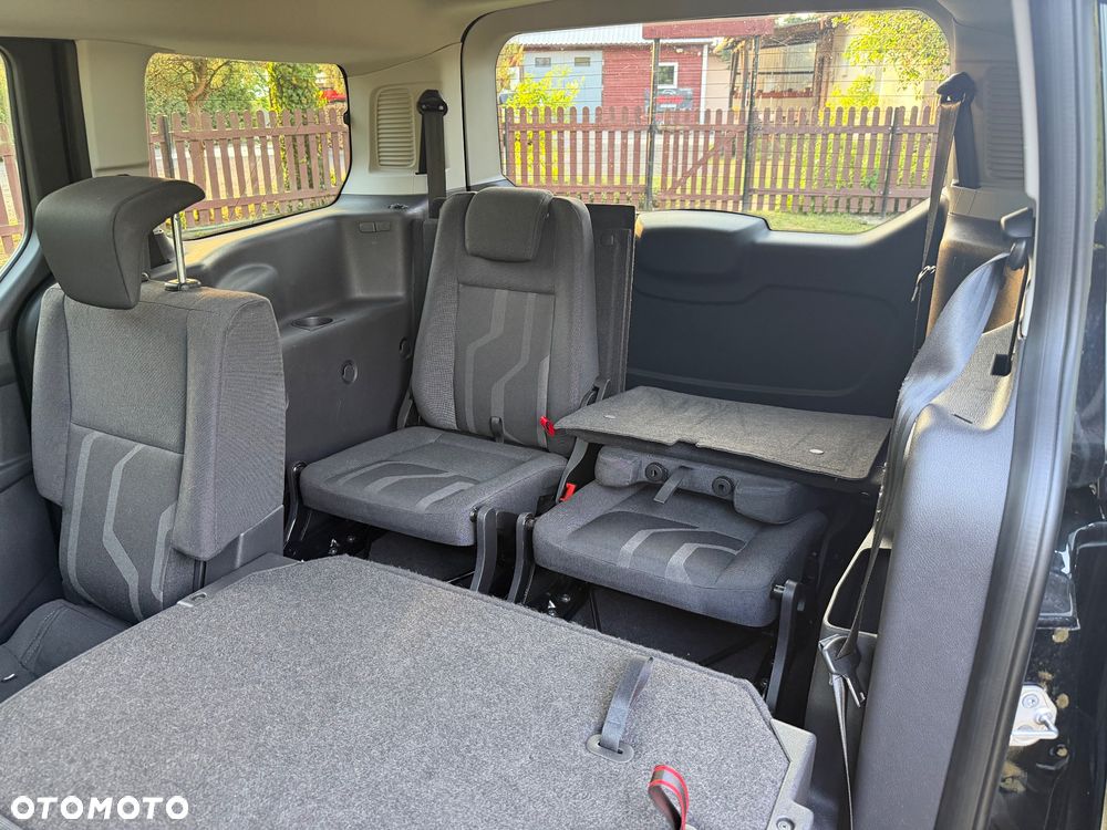 Ford Tourneo Connect 1.5 TDCi Start-Stop Titanium - 14
