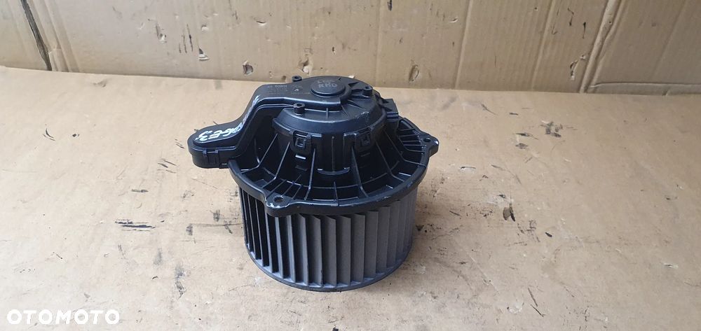 Wentylator silnik dmuchawy nagrzewnicy Kia Sportage III F00S3B2442 - 3
