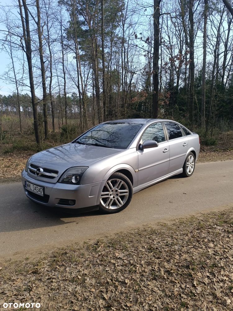 Opel Vectra 1.9 CDTI Sport / GTS - 1