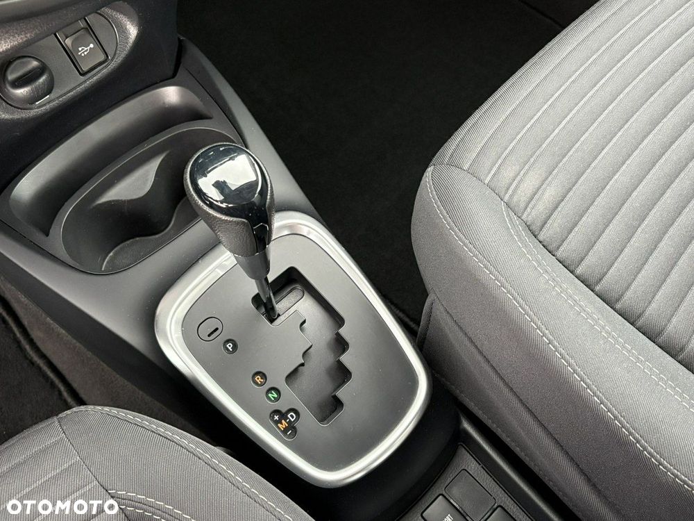 Toyota Yaris - 29