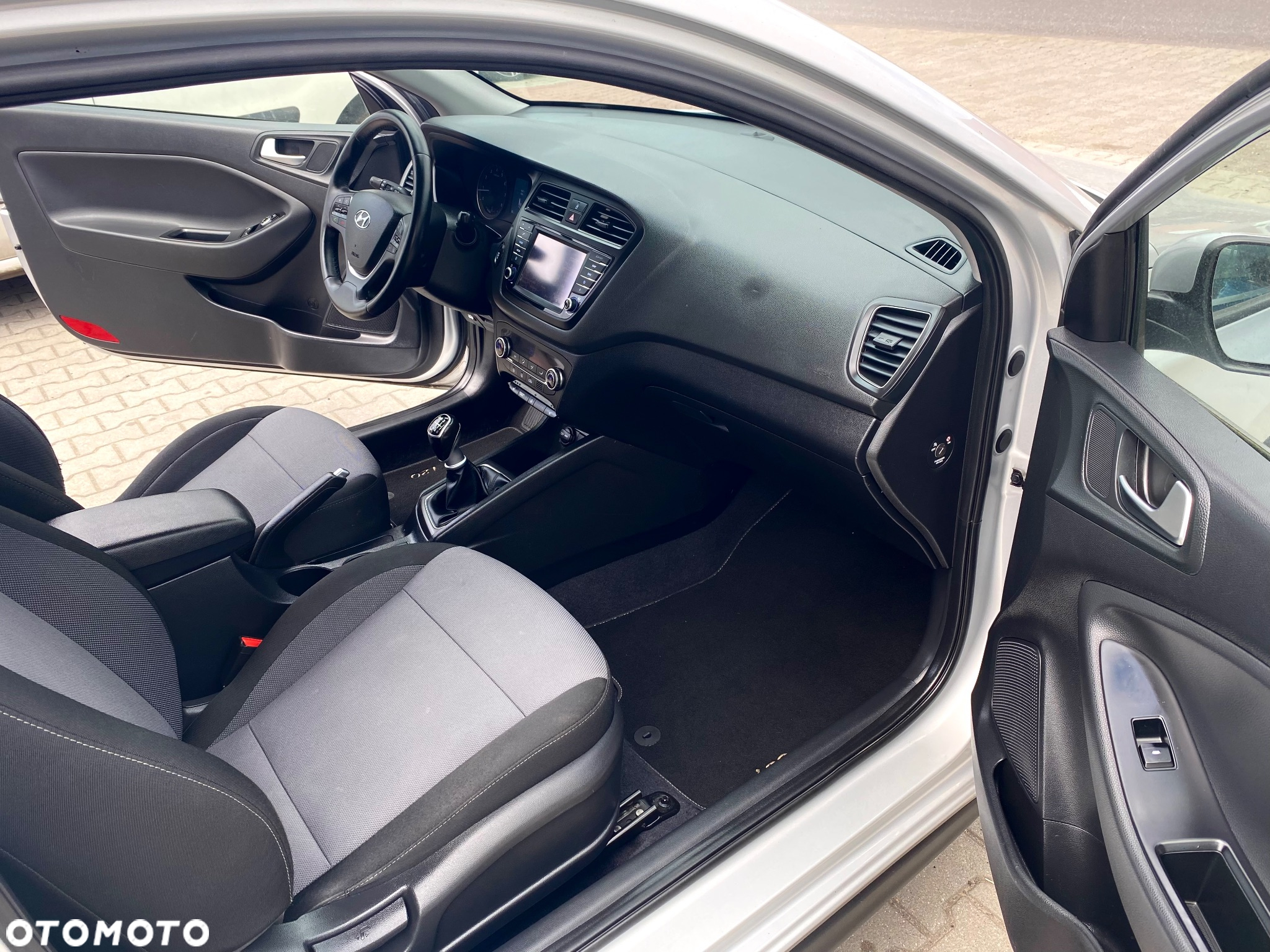 Hyundai i20 - 8