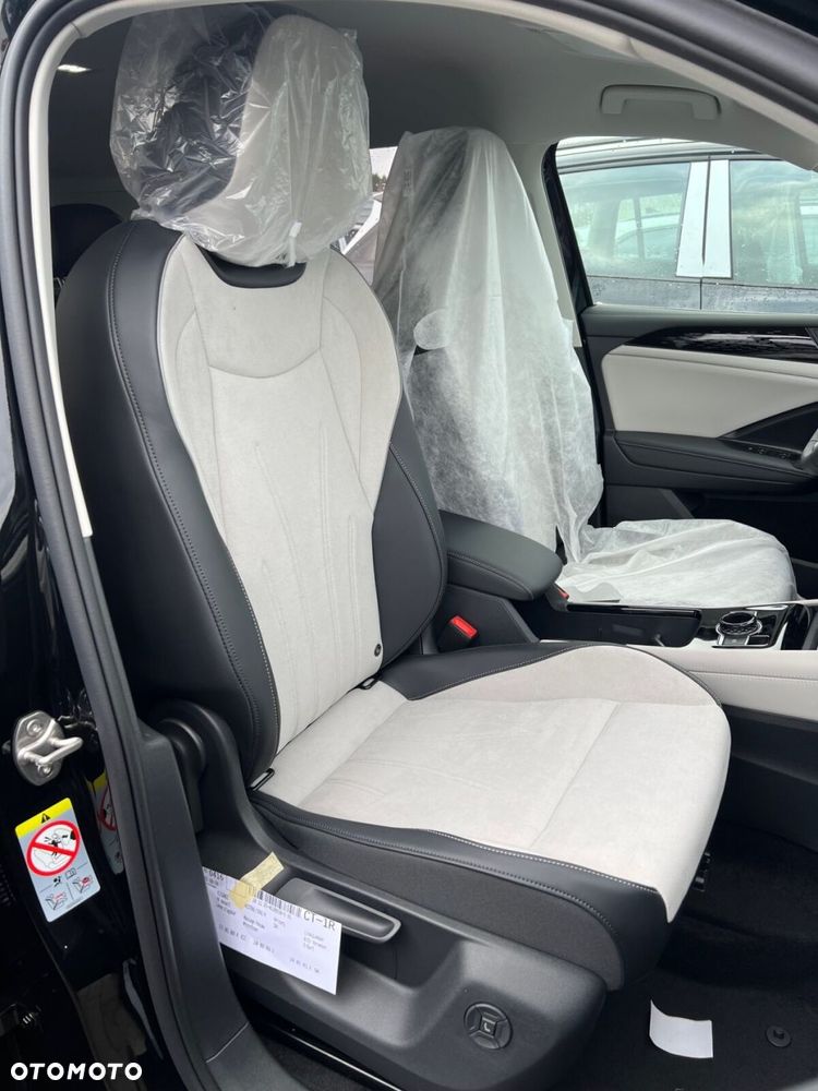 Volkswagen Tiguan - 5