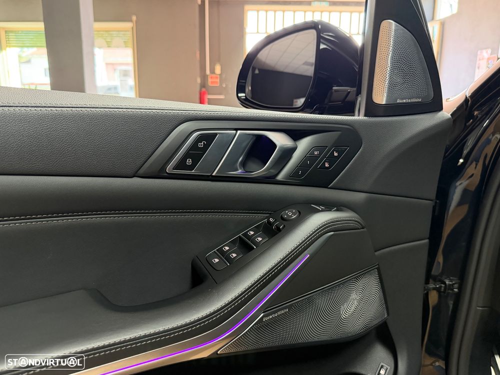 BMW X5 45 e xDrive Pack M - 8