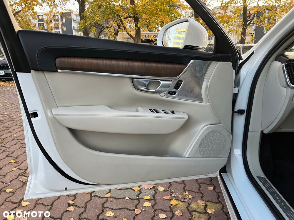 Volvo S90 B5 D AWD Inscription - 11