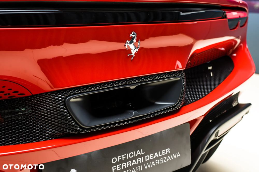 Ferrari 296 GTB - 19