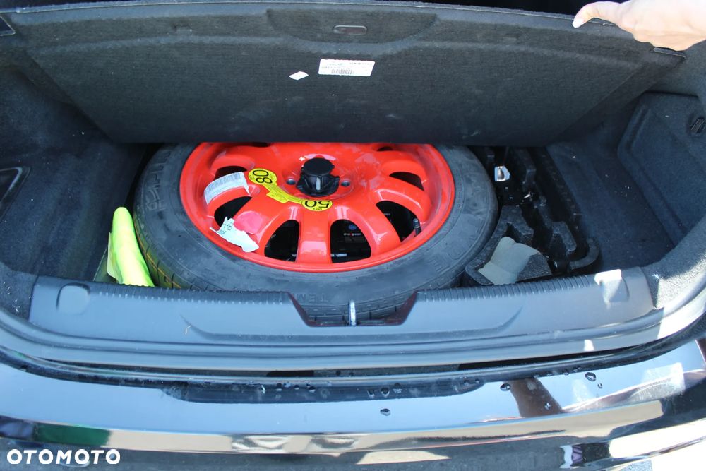 Jaguar XE 2.0 T AWD Prestige - 17