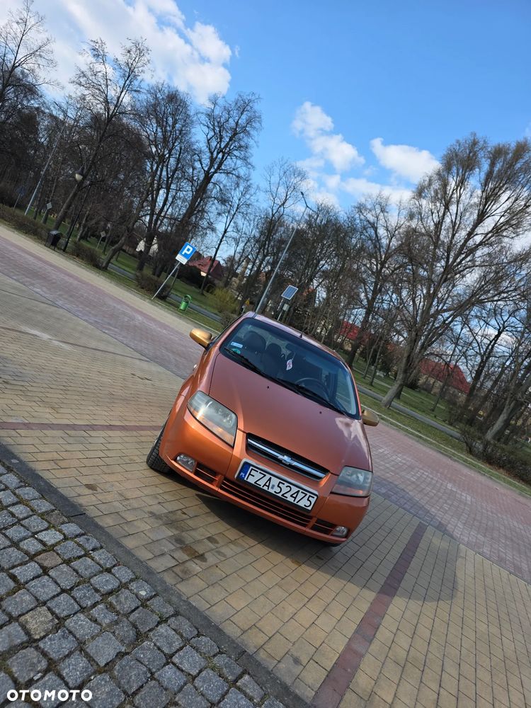 Chevrolet Kalos - 8