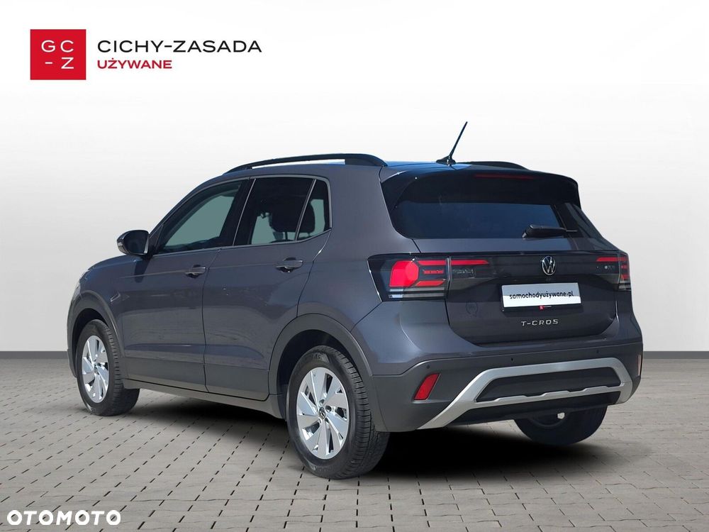 Volkswagen T-Cross - 4