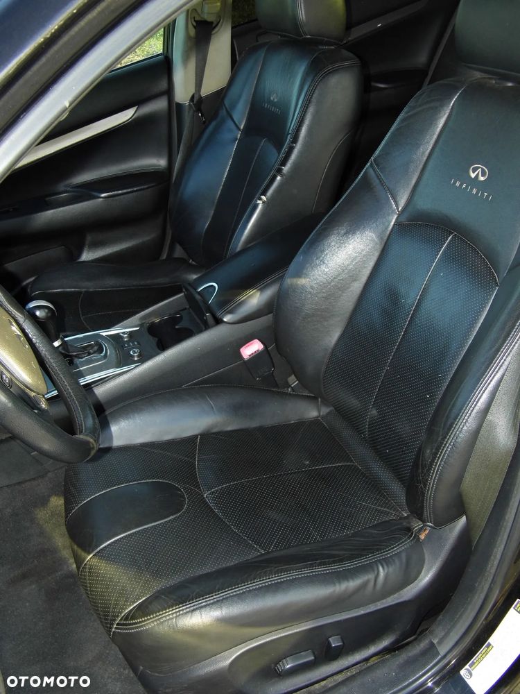 Infiniti G G37 AWD - 17