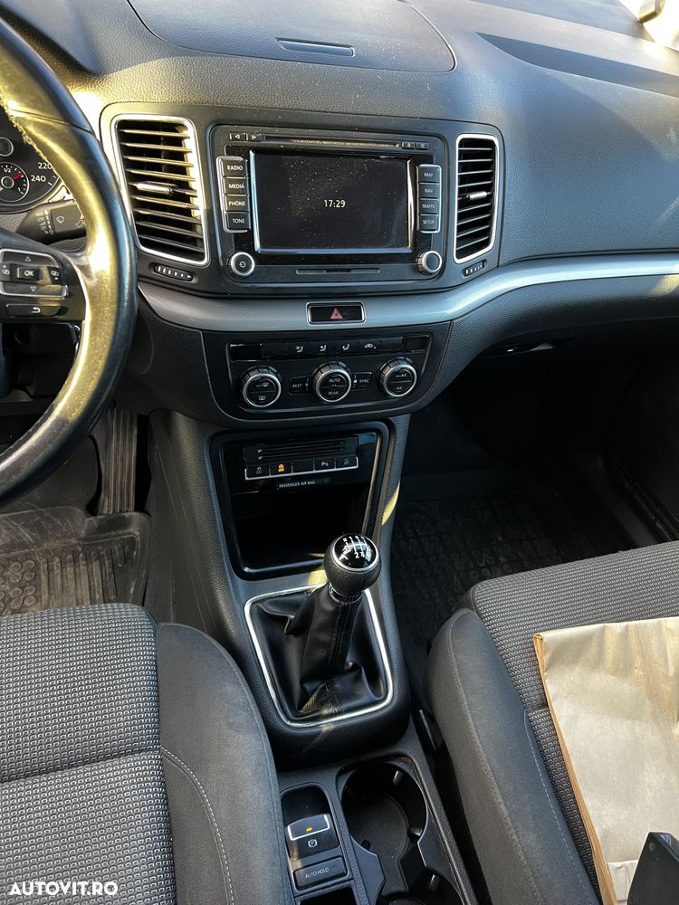 Volkswagen Sharan - 4