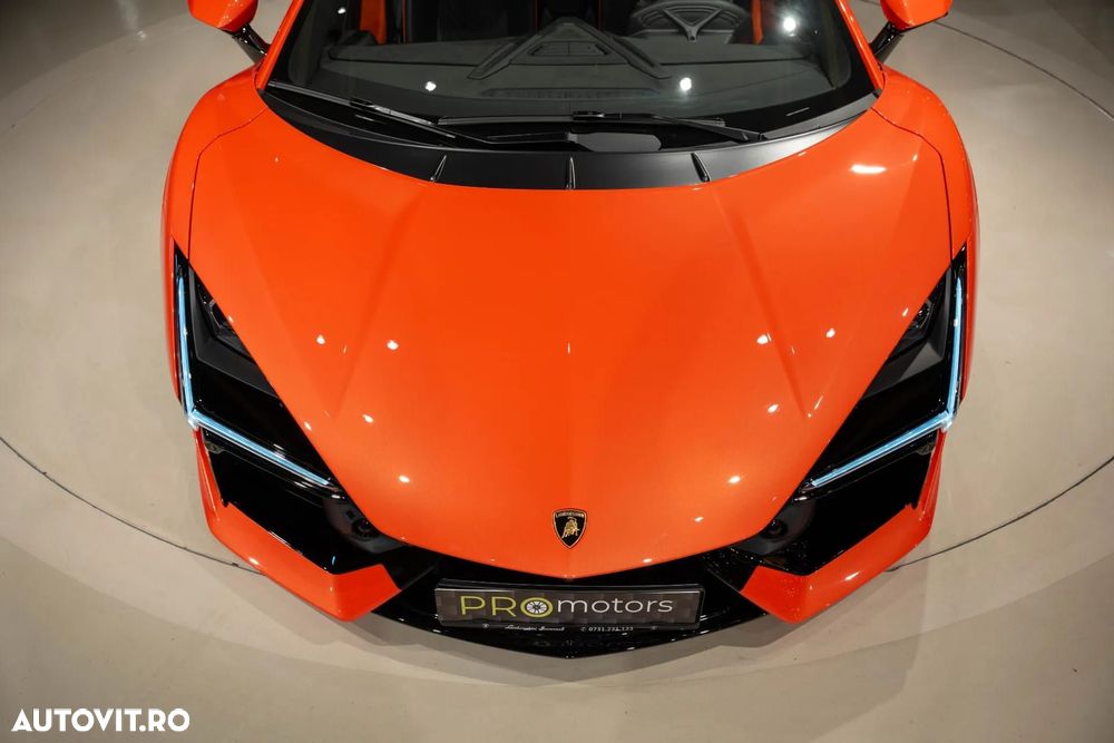 Lamborghini Revuelto - 14