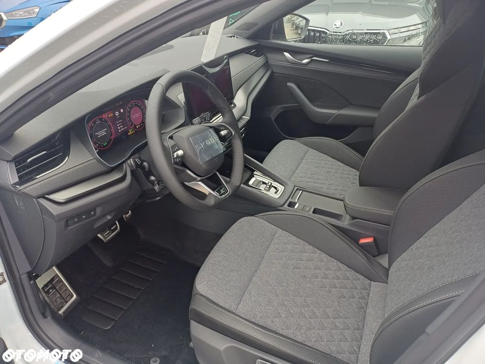 Skoda Octavia 1.5 TSI mHEV Sportline DSG - 11