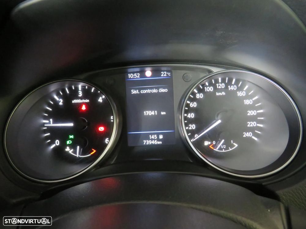 Nissan Qashqai 1.5 dCi N-Connecta J18+Led - 28