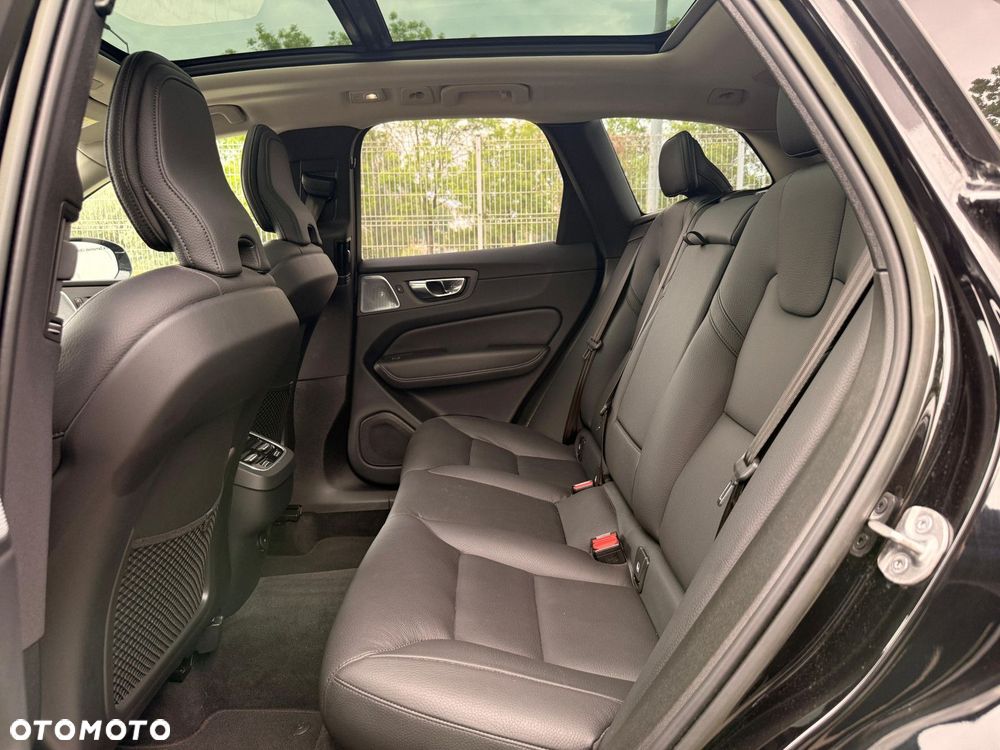 Volvo XC 60 - 32
