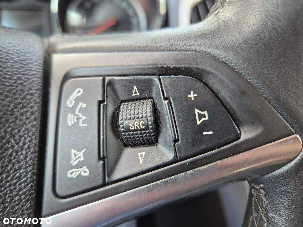 Opel Astra 1.4 Turbo 150 Jahre - 26