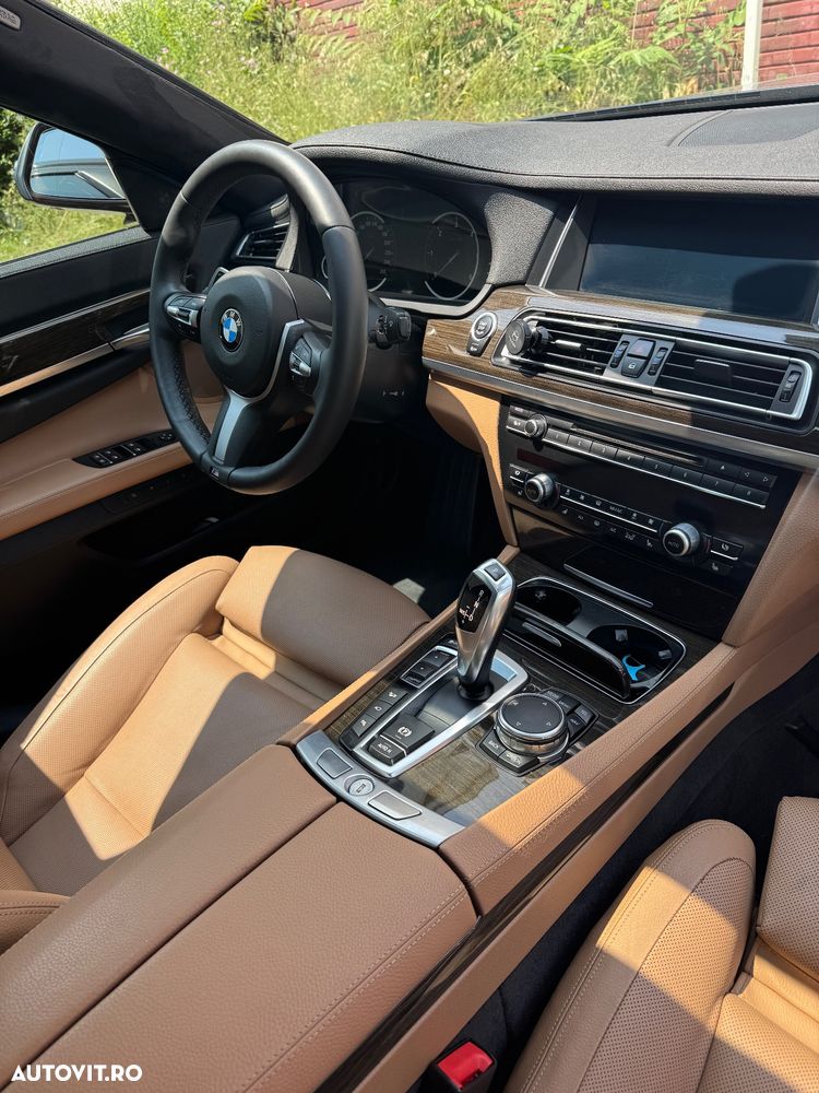 BMW Seria 7 740d xDrive - 19
