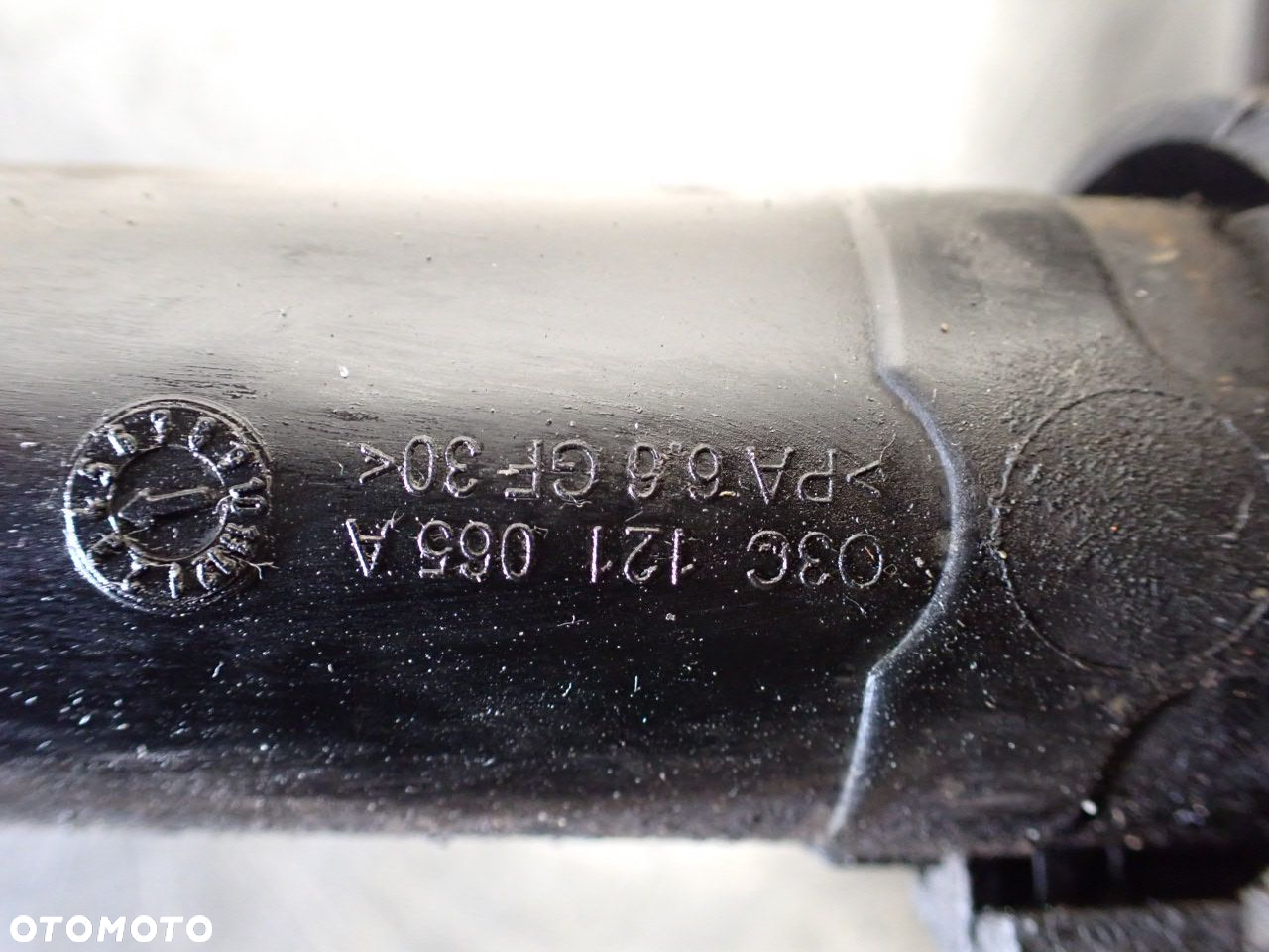 OBUDOWA TERMOSTATU VOLKSWAGEN TOURAN 1.6FSI 03C121065A  03C121121C - 7