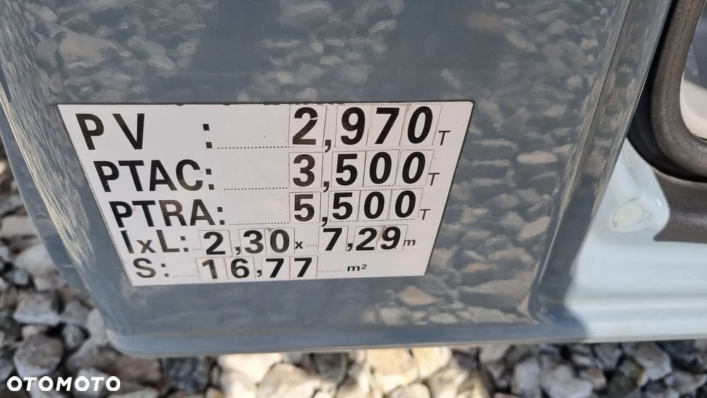 Mercedes-Benz Sprinter - 25