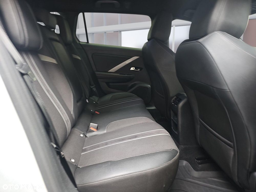 Opel Astra 1.5 CDTI GS S&S - 11