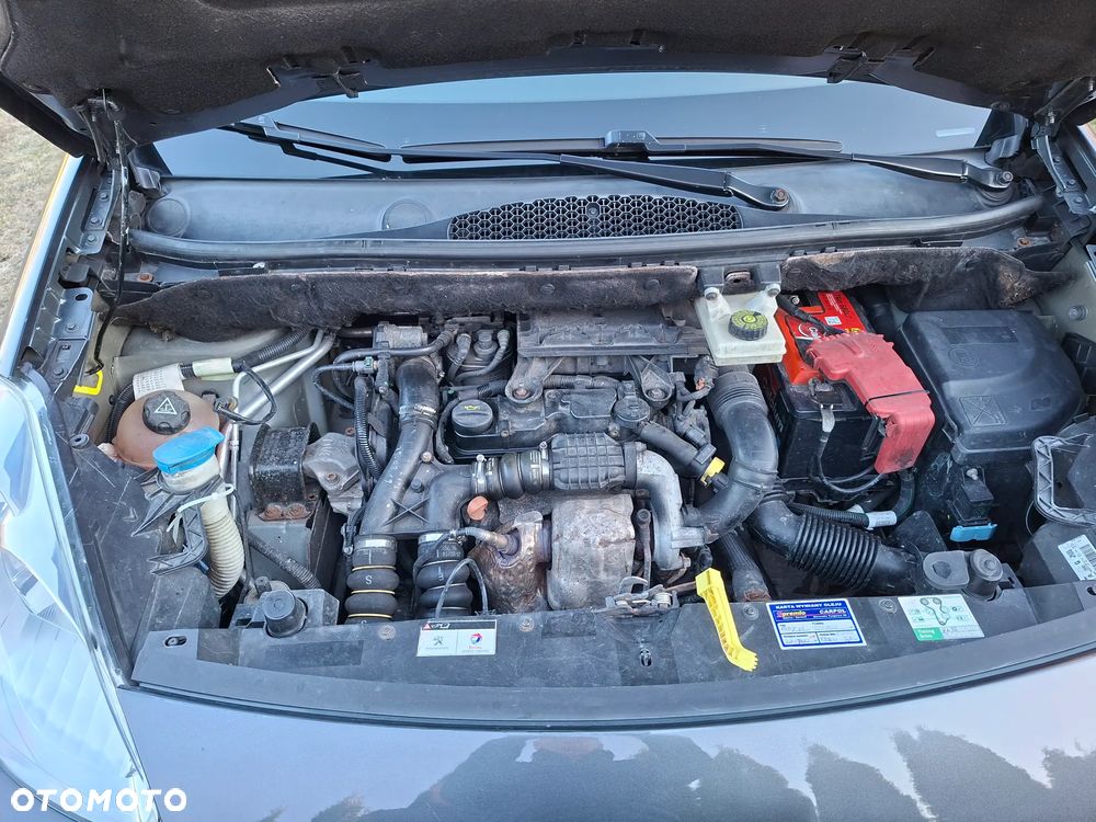 Peugeot Partner 1.6 HDi Active - 12