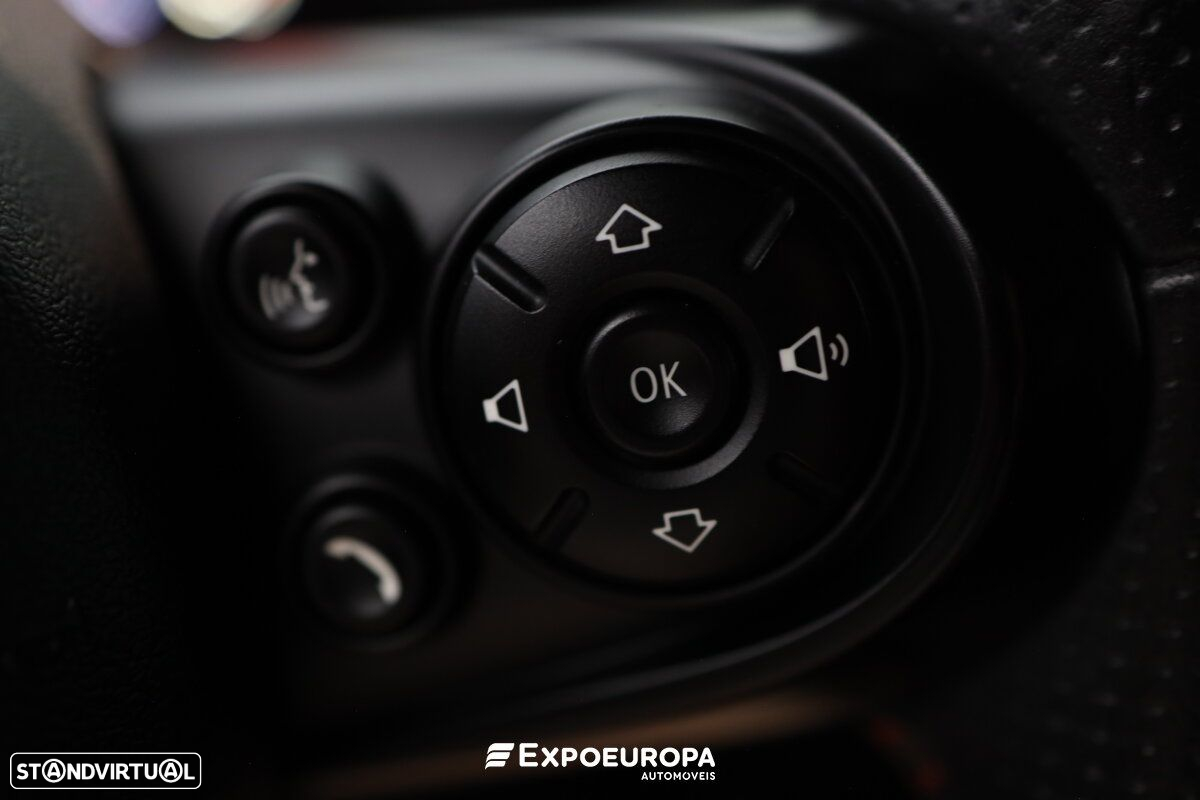 MINI 3 Portas Cooper Premium JCW Auto - 14